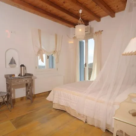 Kato Fellos Sleeps 8 With Pool Air Con And Wifi