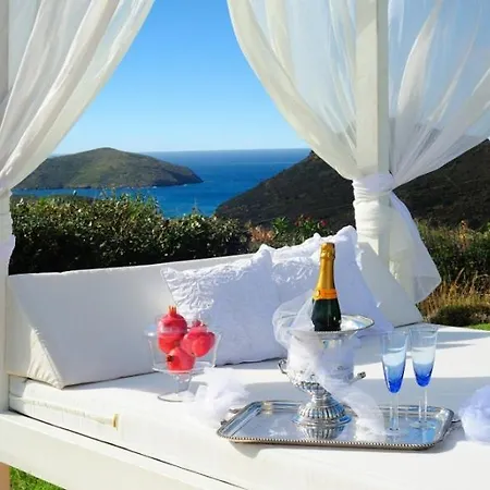 Kato Fellos Sleeps 8 With Pool Air Con And Wifi *