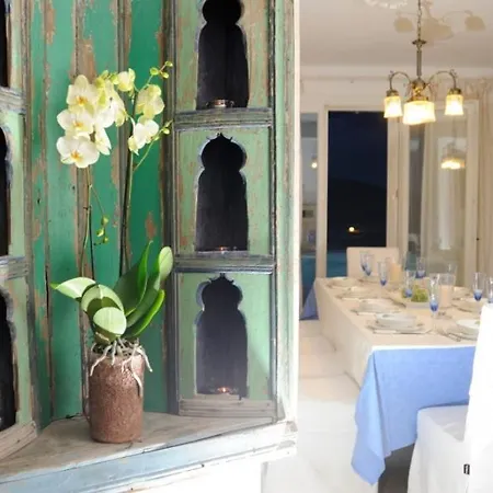 Kato Fellos Sleeps 8 With Pool Air Con And Wifi