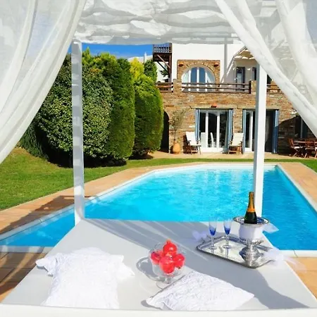 Vila Kato Fellos Sleeps 8 With Pool Air Con And Wifi