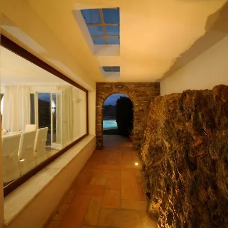 Kato Fellos Sleeps 8 With Pool Air Con And Wifi Vila Makrotándalon